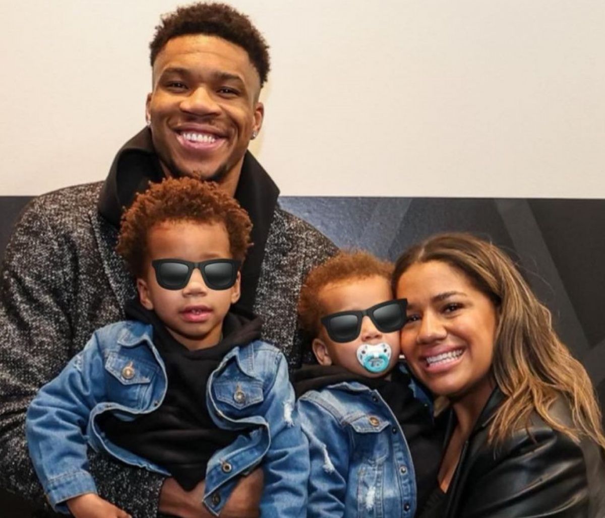 Νέα χριστουγεννιάτικη παράδοση για την οικογένεια του Αντετοκούνμπο