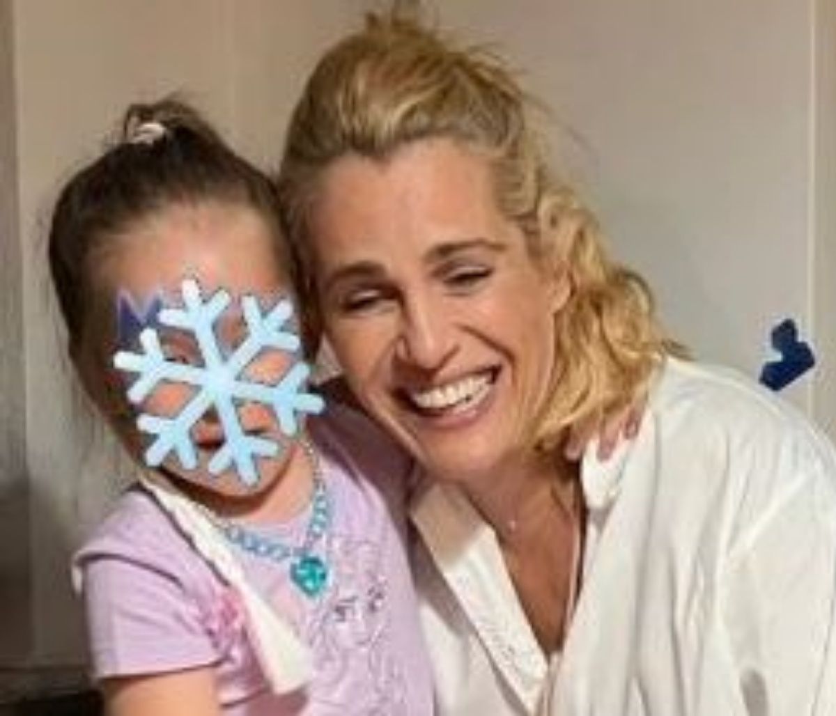 Τζένη Μπότση: Η απίθανη χριστουγεννιάτικη φωτογραφία της κόρης της