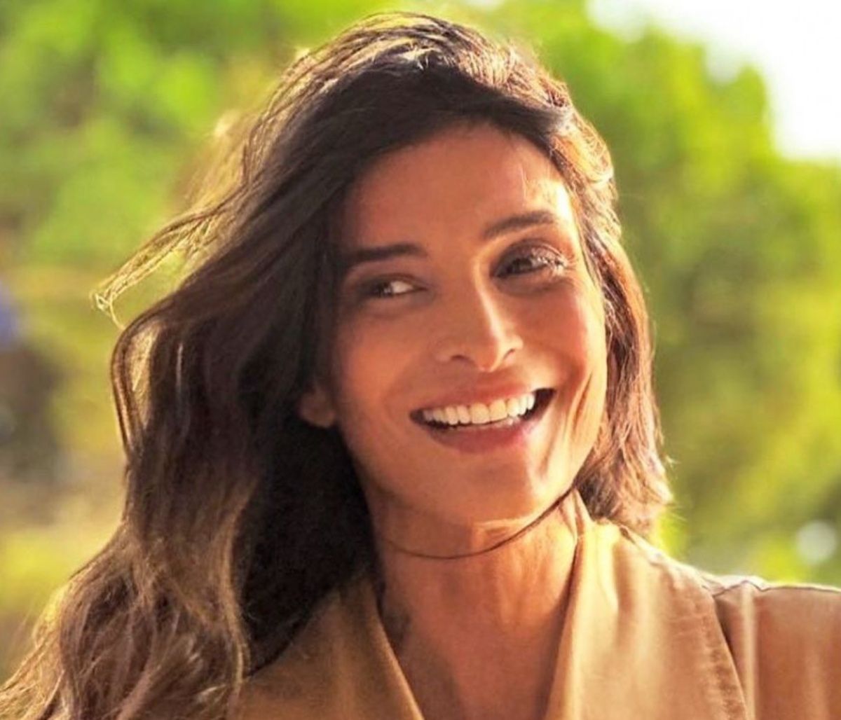 Αντιγόνη Κουλουκάκου: Οι elevator selfies με φουσκωμένη κοιλίτσα