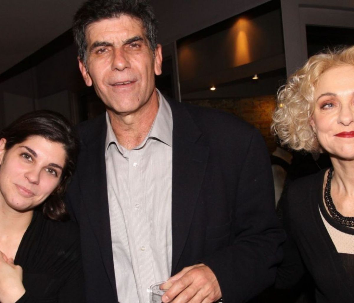 Ηρώ Μπέζου: Με τον πατέρα της Γιάννη Μπέζο σε σίριαλ του 1999!