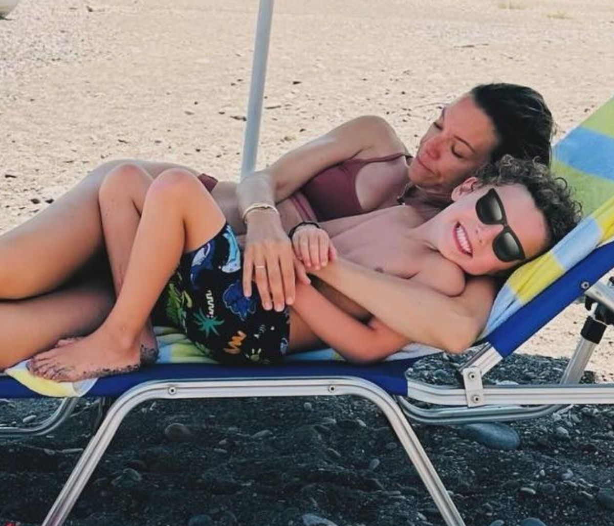 Βίκυ Καγιά: Ο νέες φωτογραφίες του σγουρομάλλη γιου της