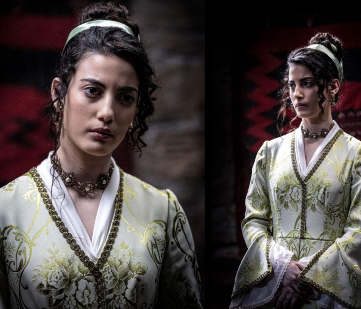 Ντένια Ψυλλιά:  Δεν φαντάζεσαι ποιος ήταν ο παππούς της Κερασίνας