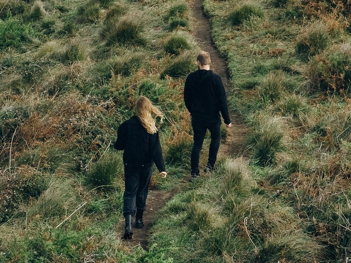 Σημάδια που δείχνουν ότι ο σύντροφός σoυ σε αγαπάει βαθιά, ακόμη και αν δεν το καταλαβαίνεις