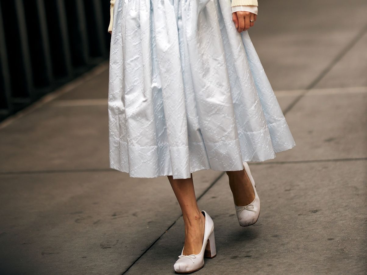 Heeled ballerinas: το παπούτσι-κλειδί της άνοιξης 2026 και πώς να το φορέσεις