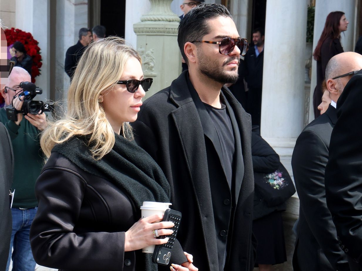 Ο σεβασμός για τη Μαρινέλλα, ή πώς o καφές της Γαρυφαλλιάς Καληφώνη έγινε θλιβερή παραφωνία