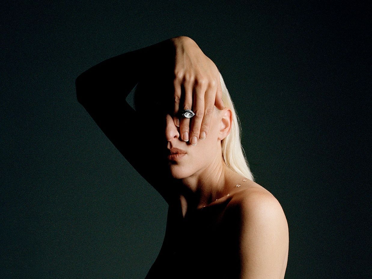 Η Venyx παρουσιάζει στην Gagosian της Αθήνας τη συλλογή The Man Ray Collection