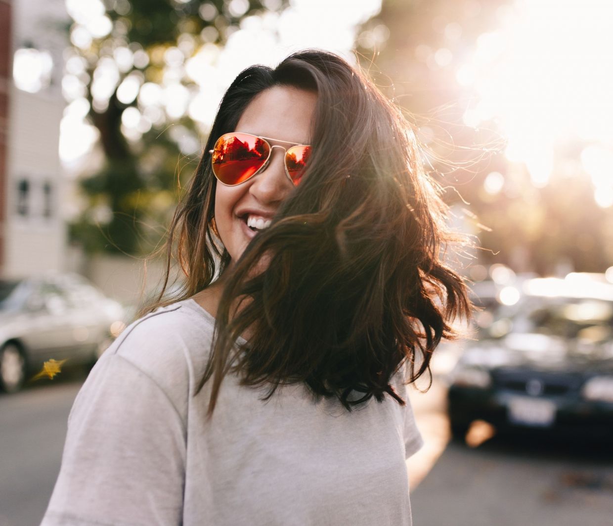 Έχεις κοντά μαλλιά; Δες 7 τέλεια χτενίσματα που μπορείς να κάνεις