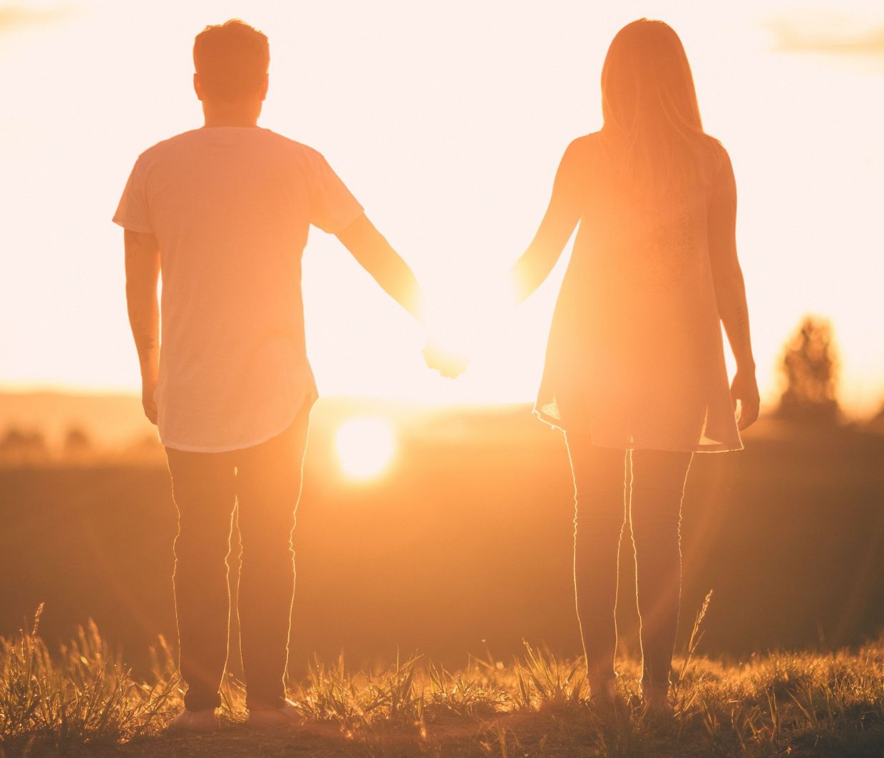 Να τι θα κάνεις με το αγόρι σου για να αντιγράψεις τον Bieber με την Hailey