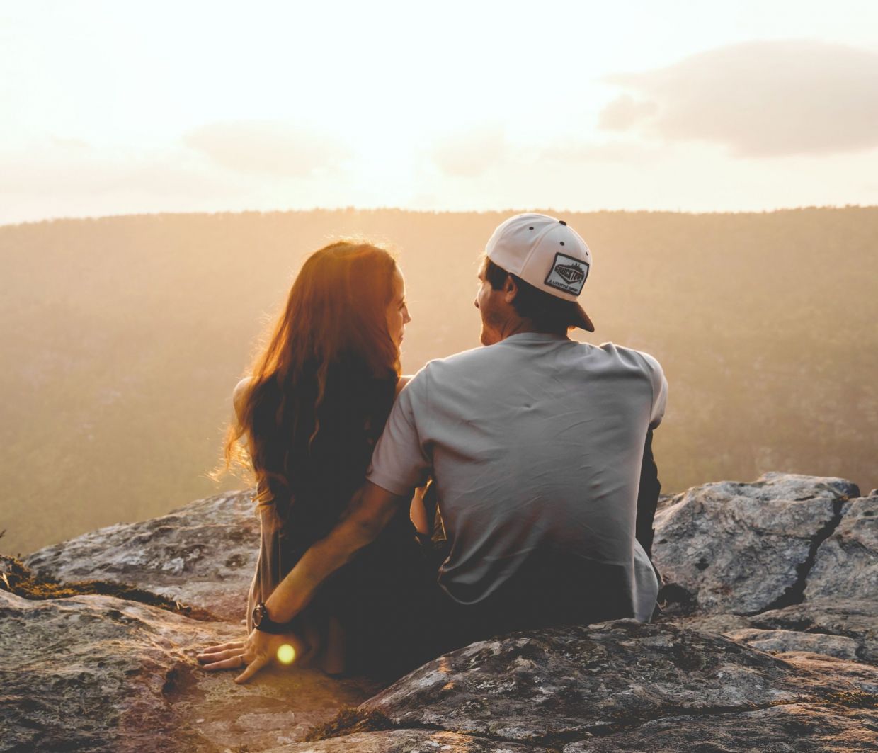 5 σημάδια που δείχνουν ότι του αρέσεις