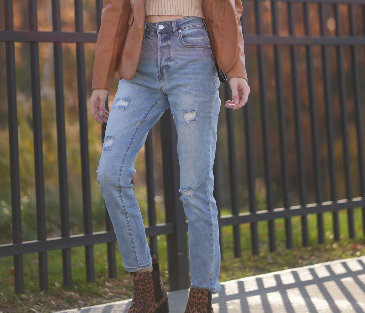 Μην πετάξεις το παλιό σου τζιν: Μπορείς να φτιάξεις 4 καινούργια