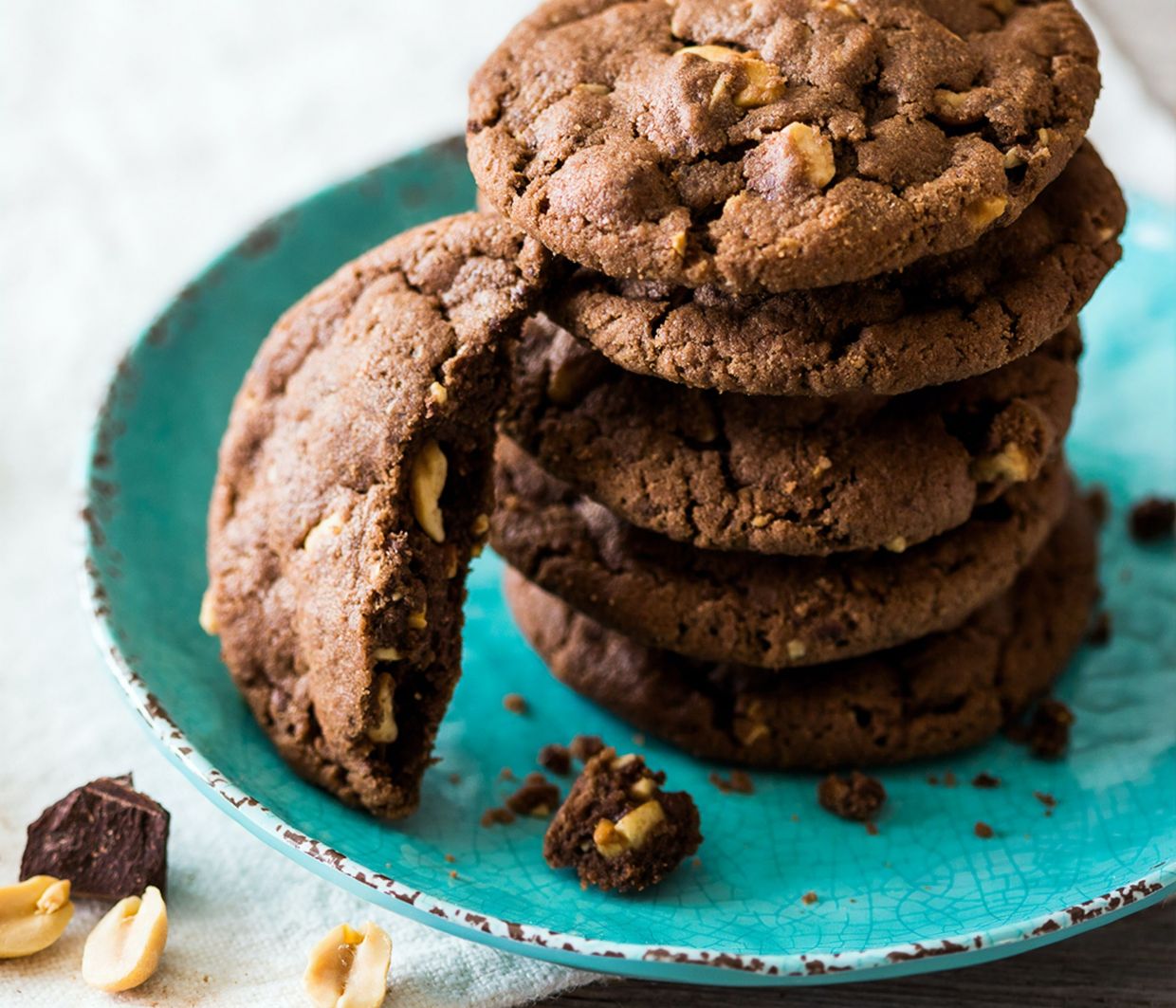 Αυτά τα μπισκότα μπορείς να τα φτιάξεις πανεύκολα και δεν χρειάζονται καν ψήσιμο