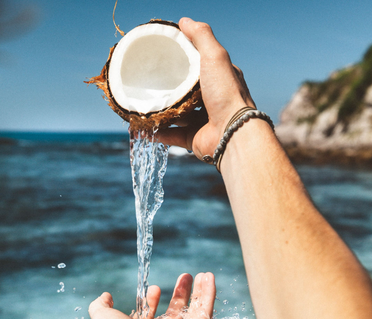 Coconut lover! Με αυτά τα προϊόντα θα μυρίζεις καλοκαίρι από την κορυφή ως τα νύχια