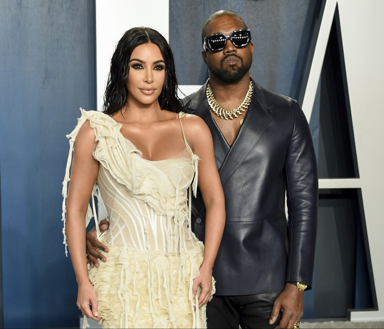 Ο Kanye West αλλάζει όνομα! Άγχος για τις επιχειρήσεις της Kim