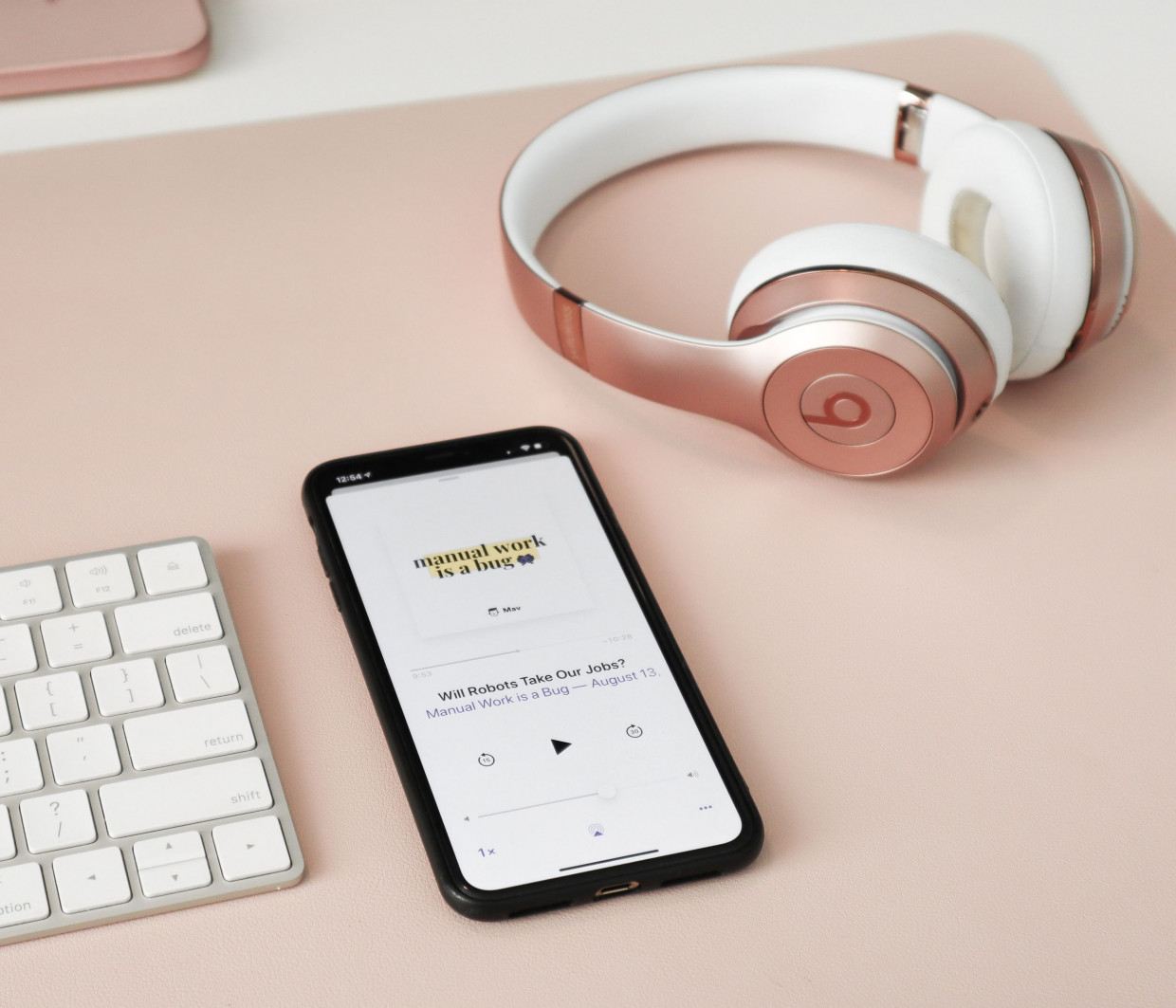 10 gadgets που χρειάζεται να έχεις στο γραφείο σου