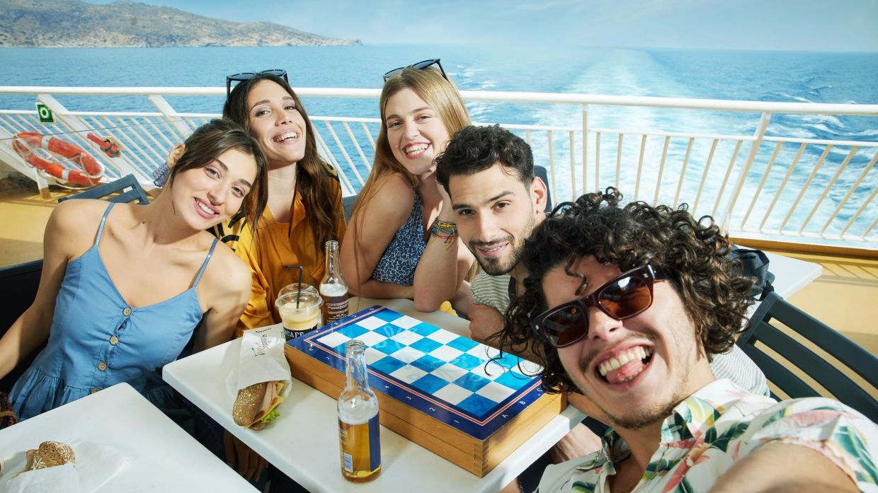 Το ημερολόγιο γράφει άνοιξη, εμείς όμως ήδη ταξιδεύουμε... στο καλοκαίρι