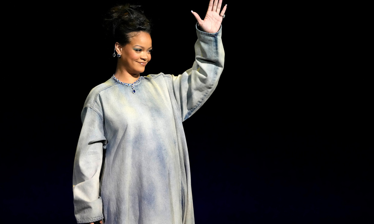 Η Rihanna έρχεται με συναρπαστικά νέα: Ο νέος της μπλε ρόλος και πόσο έχει προχωρήσει η εγκυμοσύνη