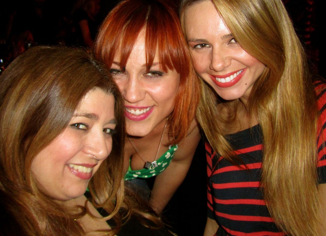 Με την Πηνελοπη και την Εβελυν ...