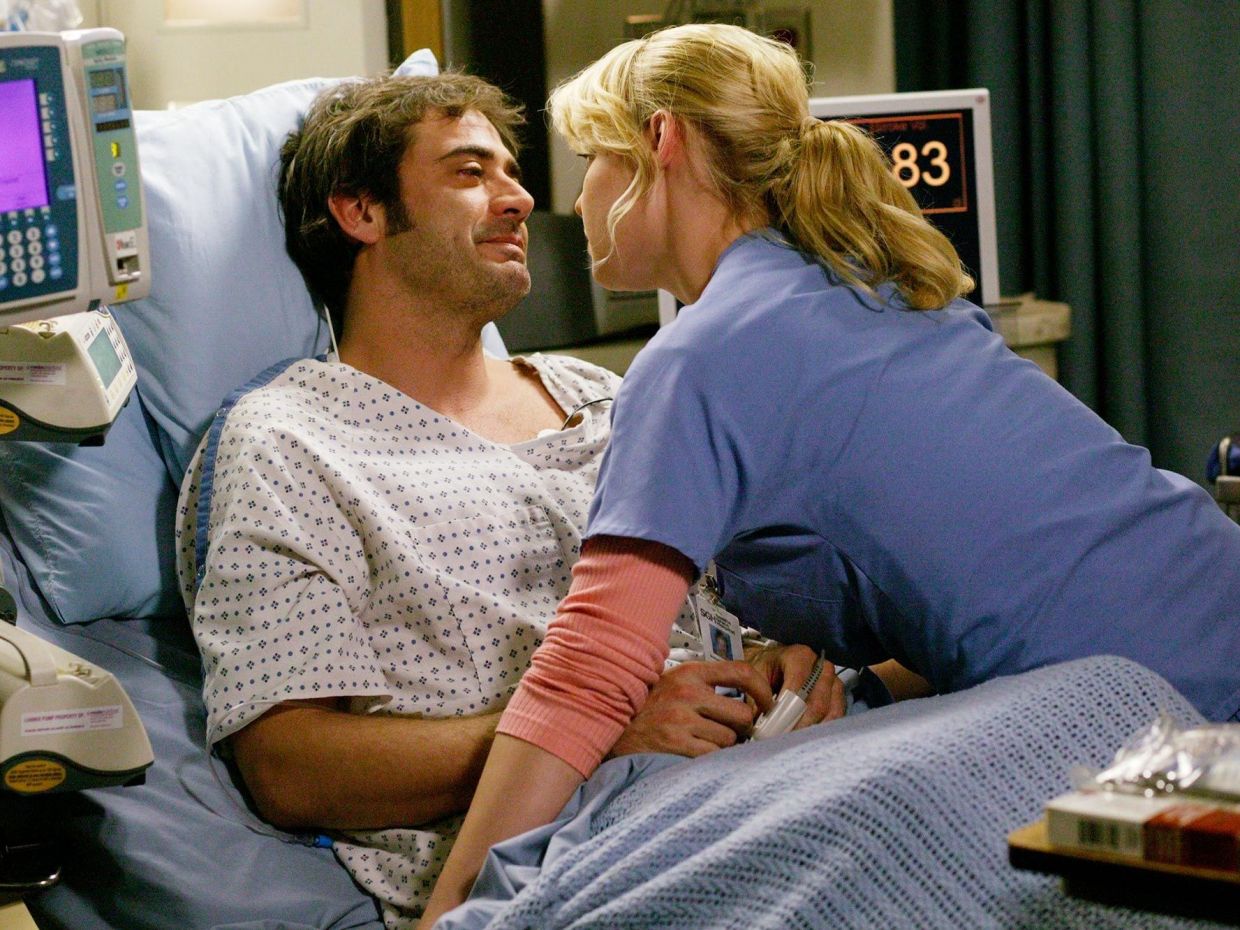 Οι μεγάλοι έρωτες κυνηγούν τον Jeffrey Dean Morgan εντός κι εκτός οθόνης