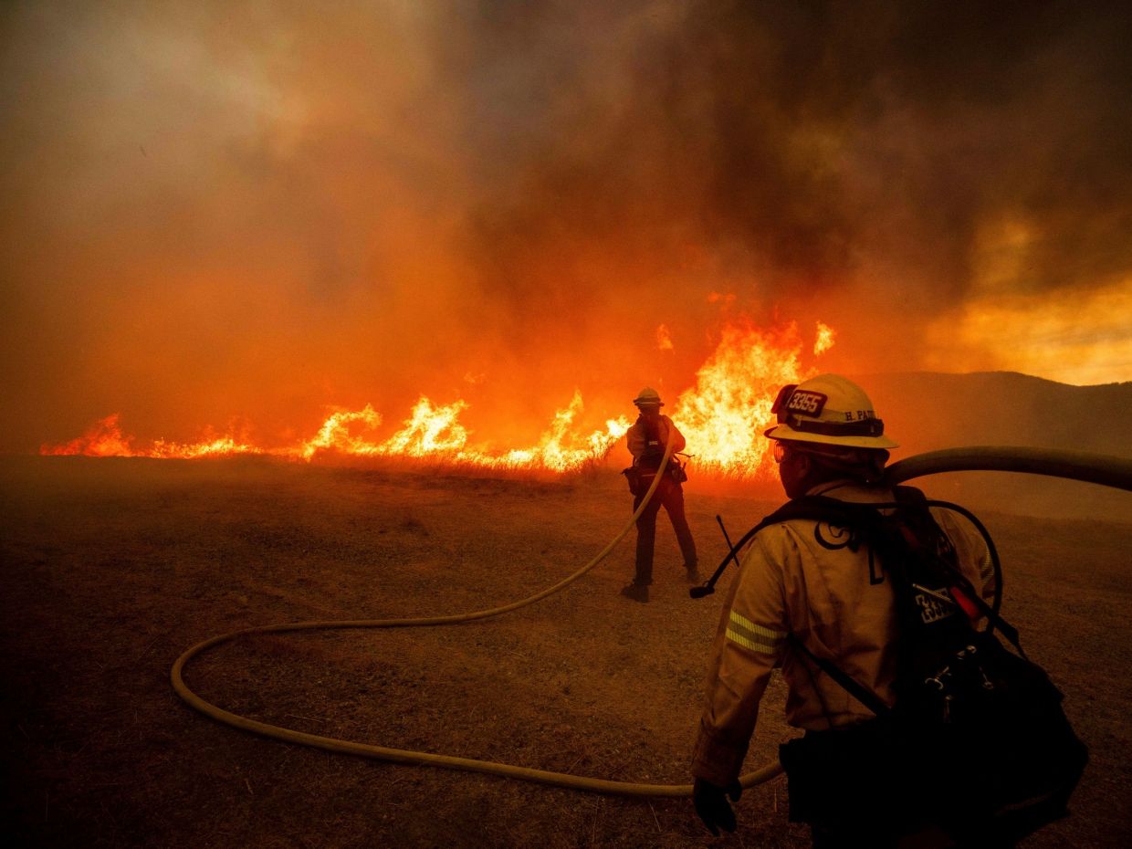 Η νέα φωτιά στο L.A ξυπνάει μνήμες από το Μάτι & το «δεν είναι λογικό» στα social μάς εκφράζει όλους