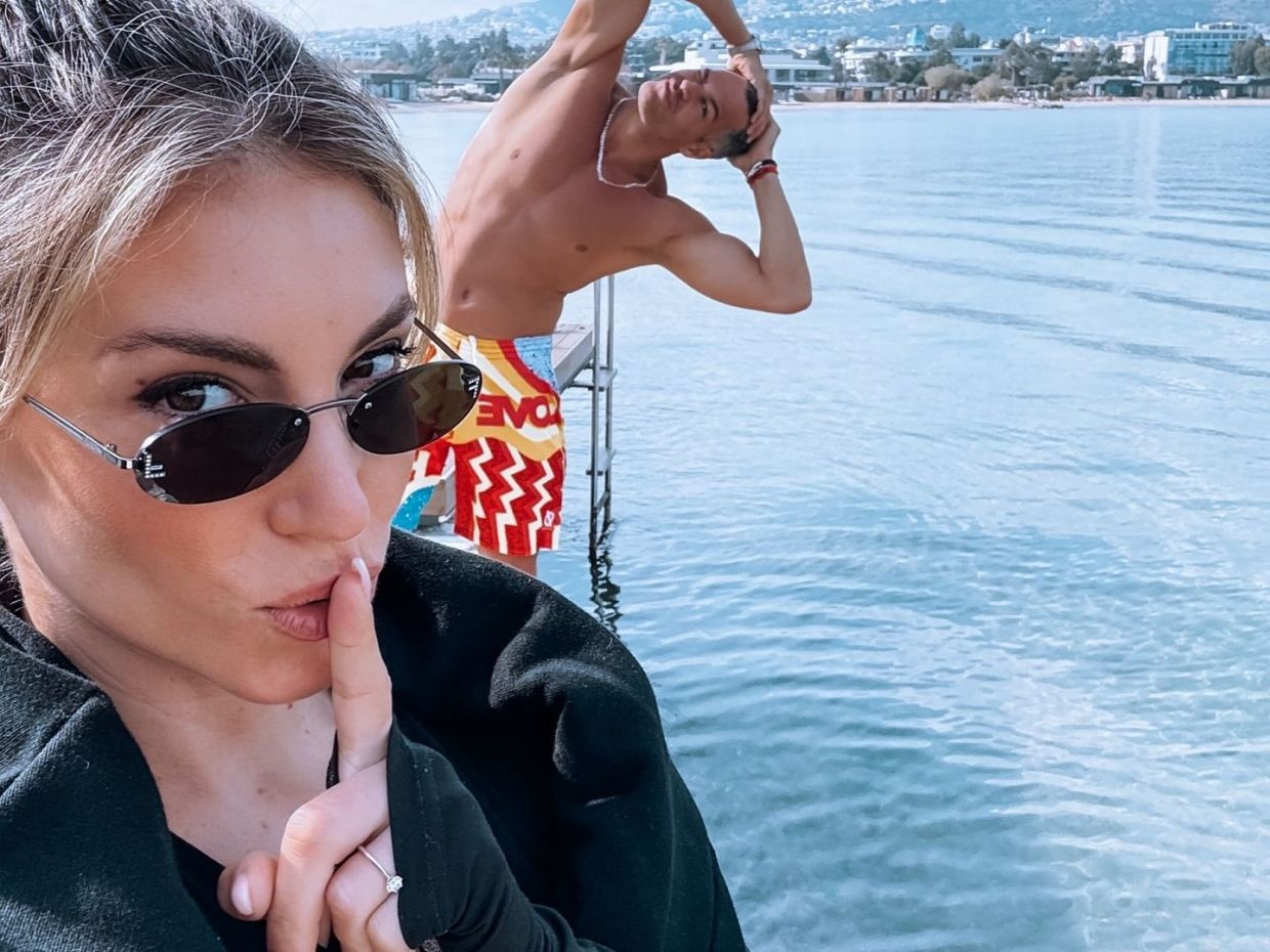 Το σχόλιο της Σκορδά για τον γάμο Οικονομάκου - Cerella & το μονόπετρο που δεν αποχωρίζεται η Αθηνά