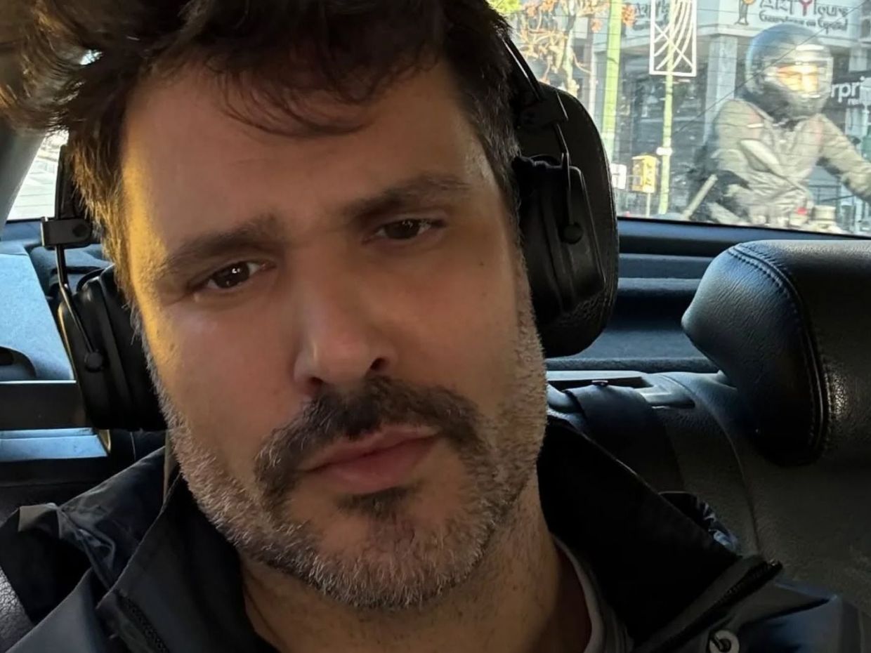 Ο δολοπλόκος Μιχάλης Λεβεντογιάννης και ο νέος comedy έρωτας του στο Hoteλ Ελβίρα