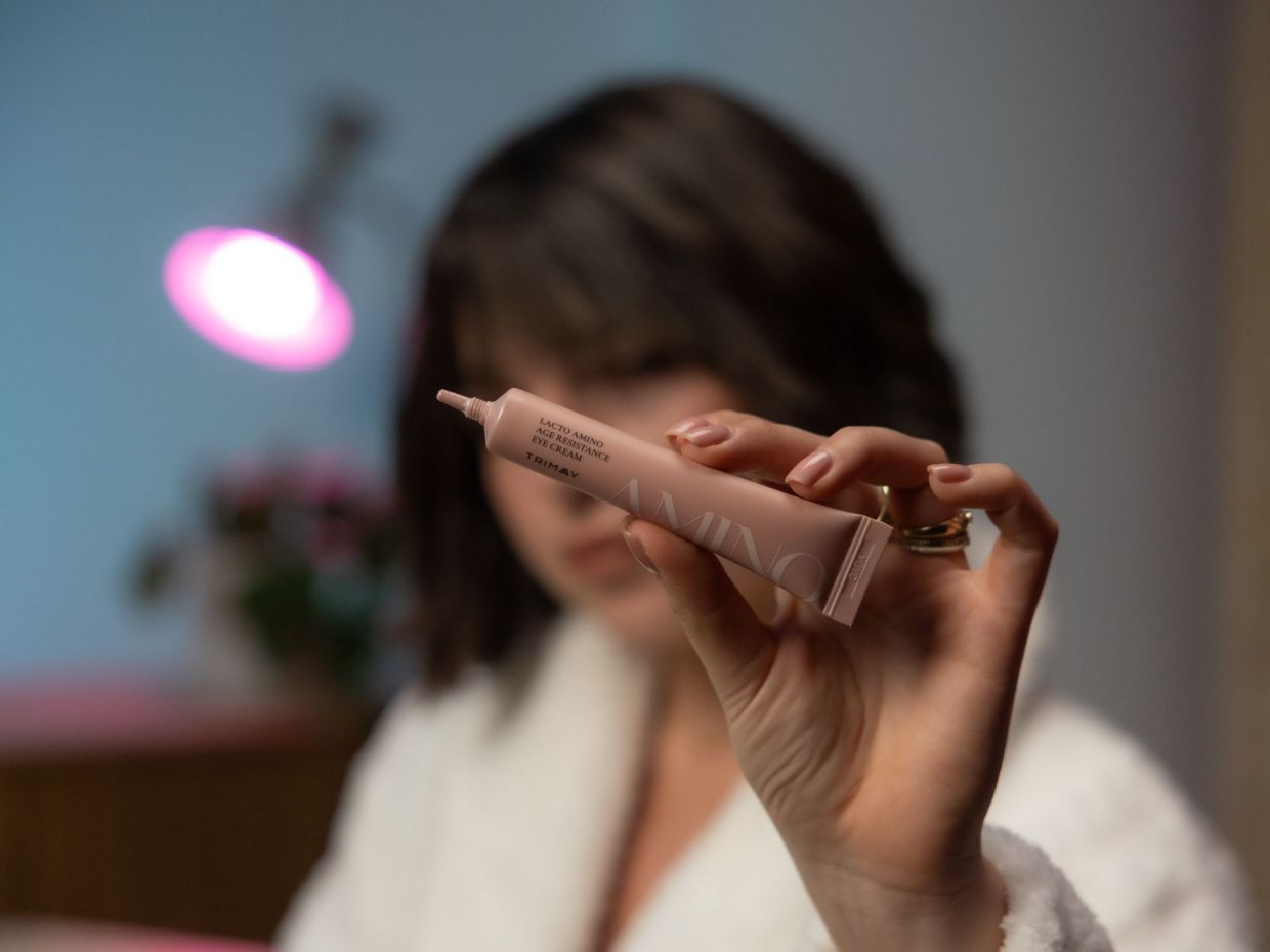 Η beauty editor ξεχωρίζει αυτά τα 3 must K-beauty προϊόντα και η δερματολόγος μάς επιβεβαιώνει