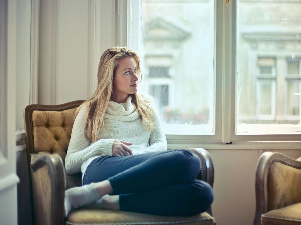 Μην υποτιμάς τους εσωστρεφείς- 3 «υποτιμημένες» δεξιότητες που είναι υπερδυνάμεις και όχι αδυναμίες