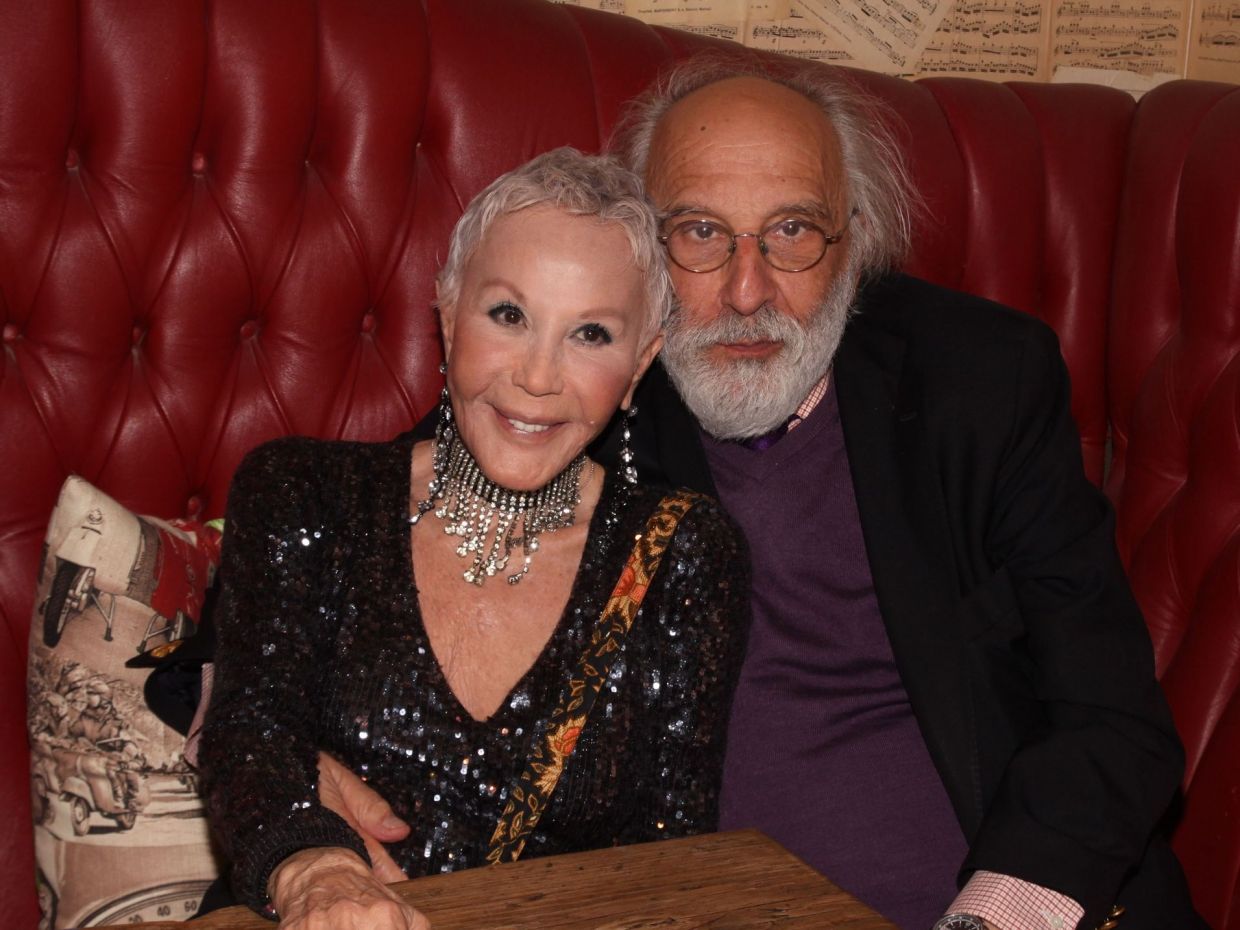 Λυκουρέζoς: 2 άγνωστα περιστατικά με τη Ζωή Λάσκαρη και ο ρόλος που παίζει στην κόντρα Αίθρας-Μάρθας