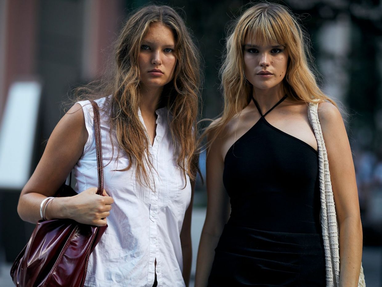 Οδηγός για την τέλεια ξανθιά απόχρωση: Ποια σου ταιριάζει ανάλογα με τα χαρακτηριστικά σου