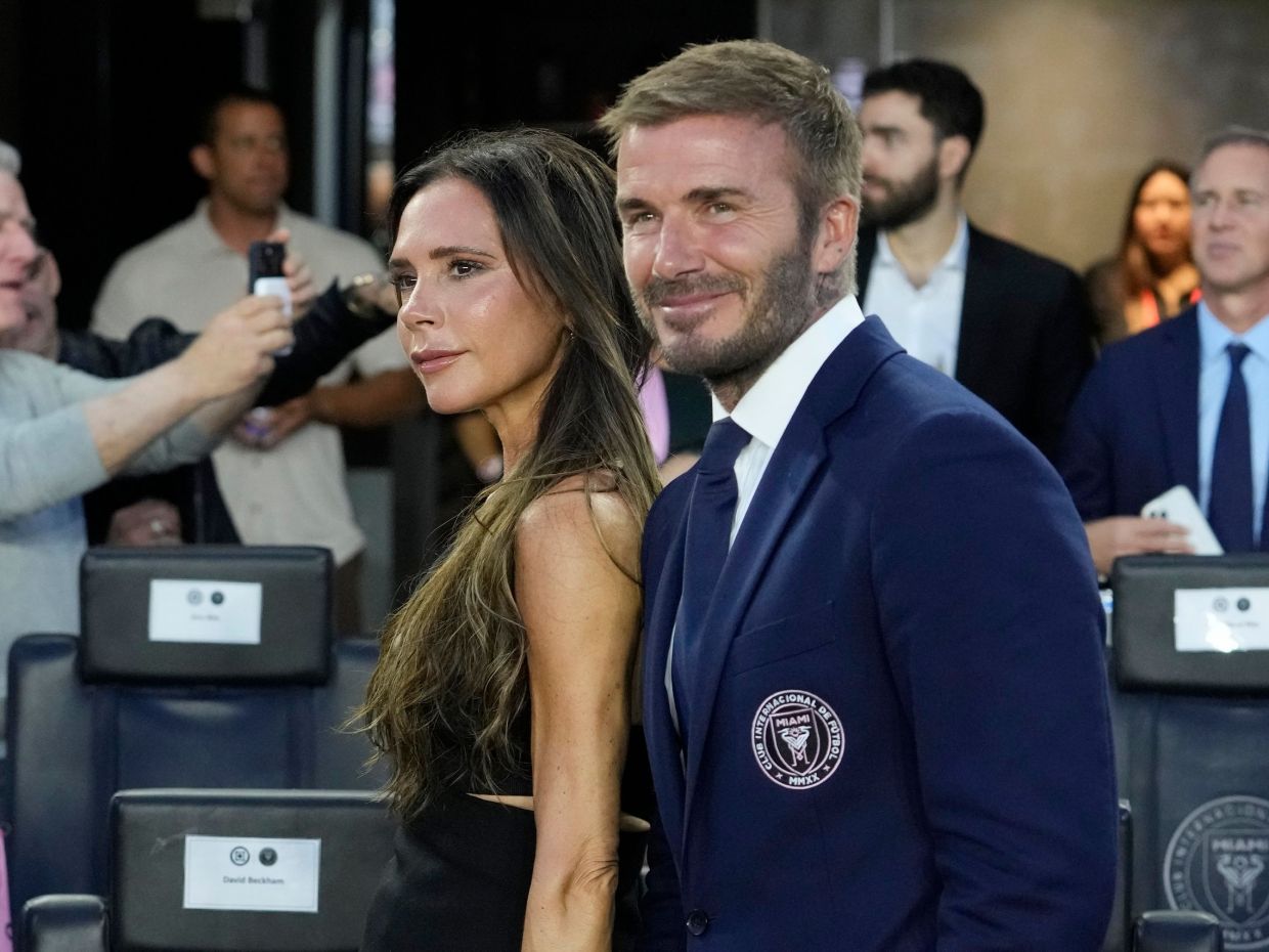 Ο David Beckham αποκαλύπτει ποια συνήθειά του «ενοχλεί» όλη του την οικογένεια: «Είναι κουραστικό»