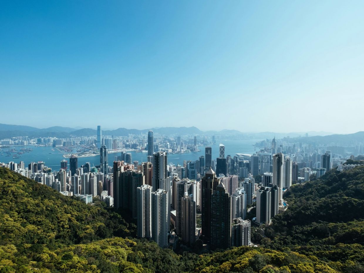 Από πού πήρε το όνομά του το Χονγκ Κονγκ; Η ερώτηση των 100.000 ευρώ κι ένα ταξίδι μέχρι την Ασία