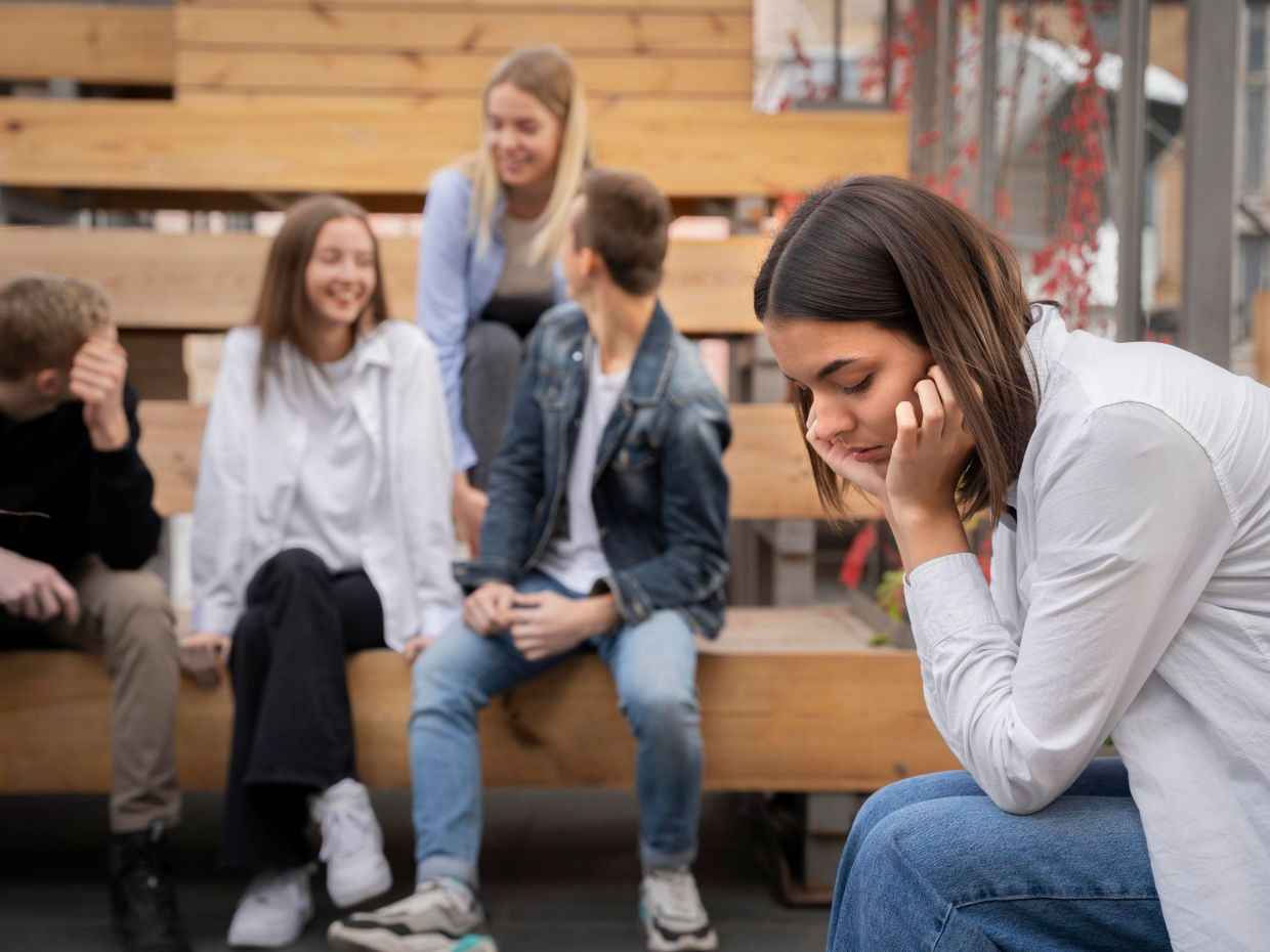 8 συνήθειες ενός ανθρώπου που έχει σιωπηλά παραιτηθεί από τη ζωή ακόμη κι αν δεν το έχει αντιληφθεί