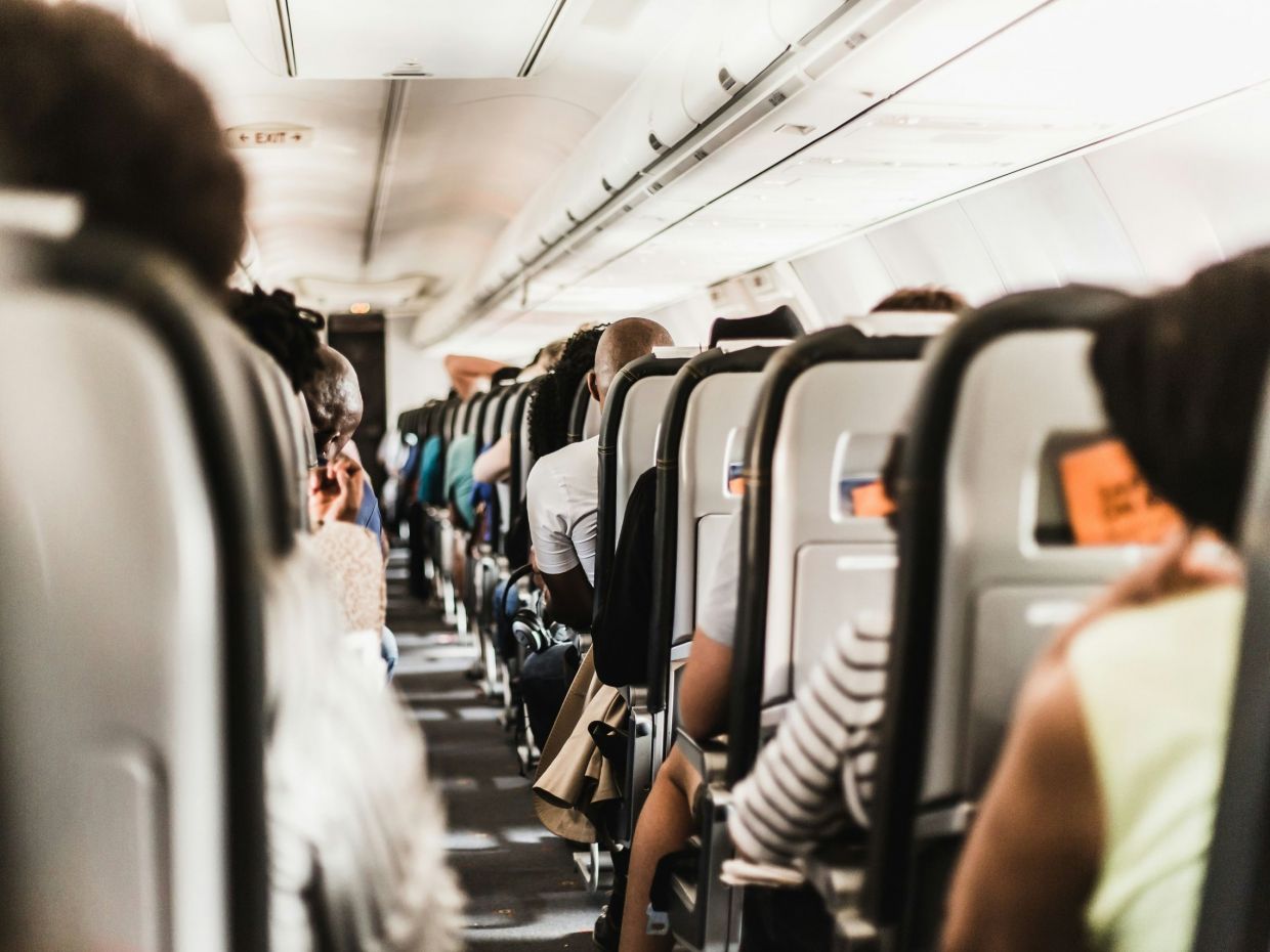 Μπορείς να αλλάξεις θέση στο αεροπλάνο; Μία αεροσυνοδός δίνει μια απάντηση που ξαφνιάζει