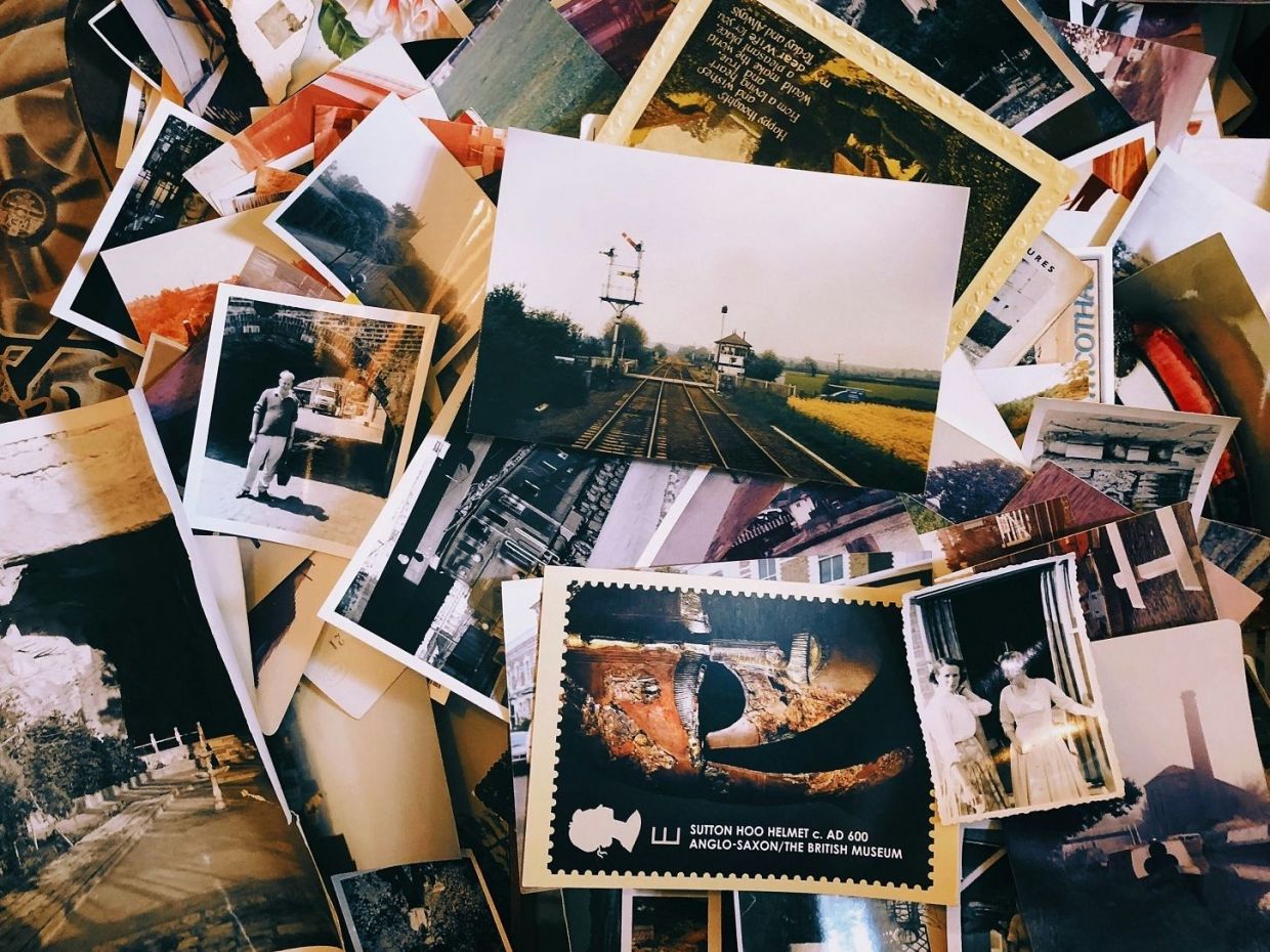 Η φύση της νοσταλγίας: Πώς ο χρόνος μεταμορφώνει το συναίσθημα στη μνήμη