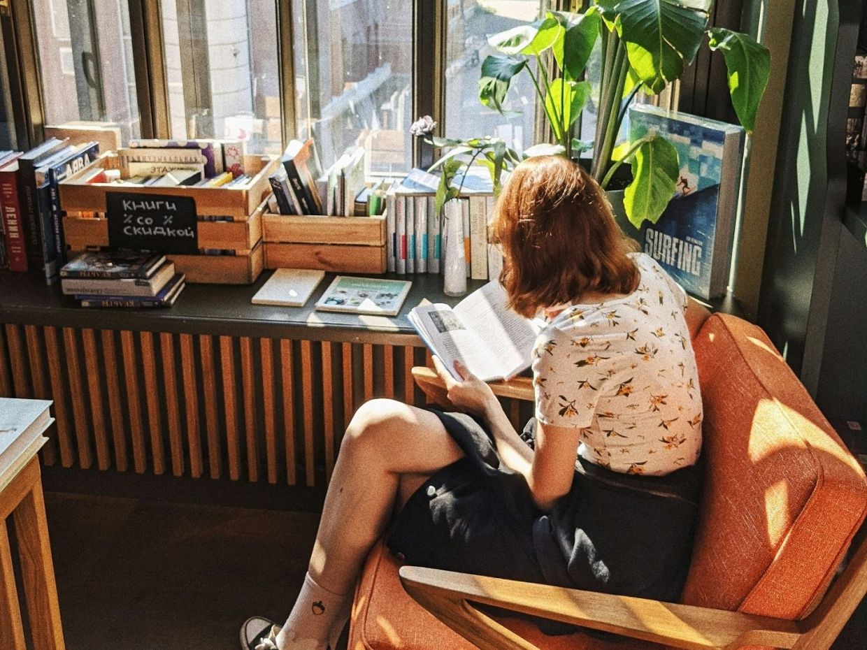 5 καθημερινές συνήθειες που μειώνουν το άγχος και ενισχύουν την παραγωγικότητα