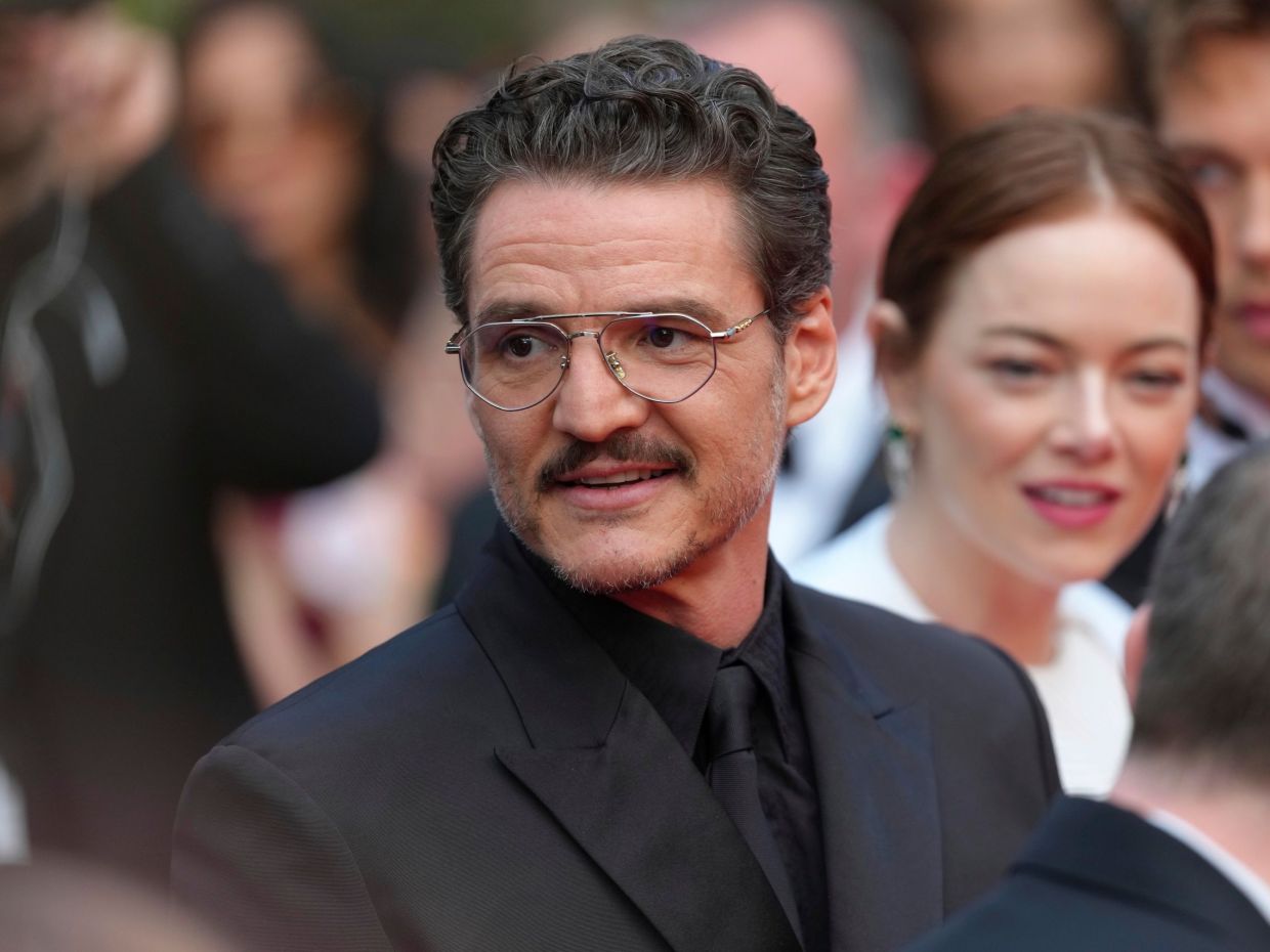 Μόλις βρέθηκε ο σωσίας του Pascal & μας κάνει να αναρωτιόμαστε ποιον Pedro θα δούμε στο Materialists