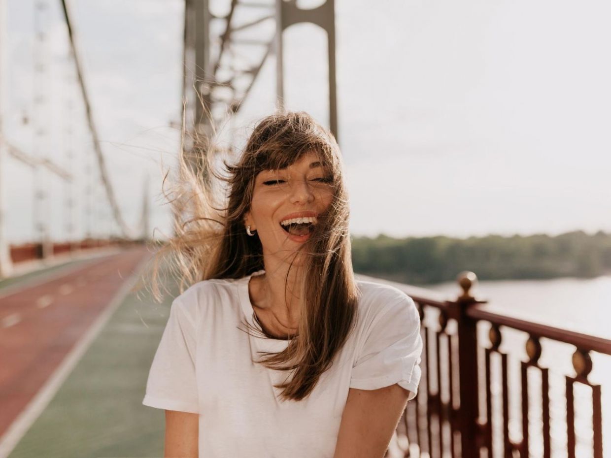 Οι μικρές, απλές πράξεις που μπορούν να μεταμορφώσουν μαγικά τη μέρα σου