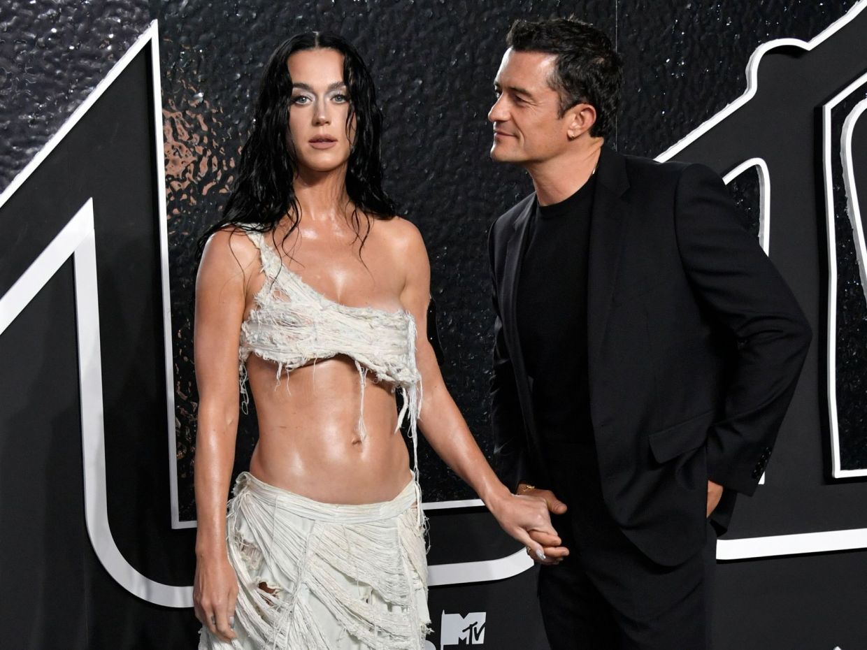 Η Katy Perry δάκρυσε σε συναυλία της μετά τον χωρισμό από τον Orlando κι η ιστορία επαναλαμβάνεται