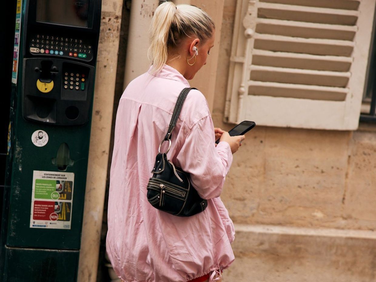 Κλασική crossbody και tote ή βραδινή mini bag? Αν είσαι bag lover αυτές οι τσάντες είναι για εσένα