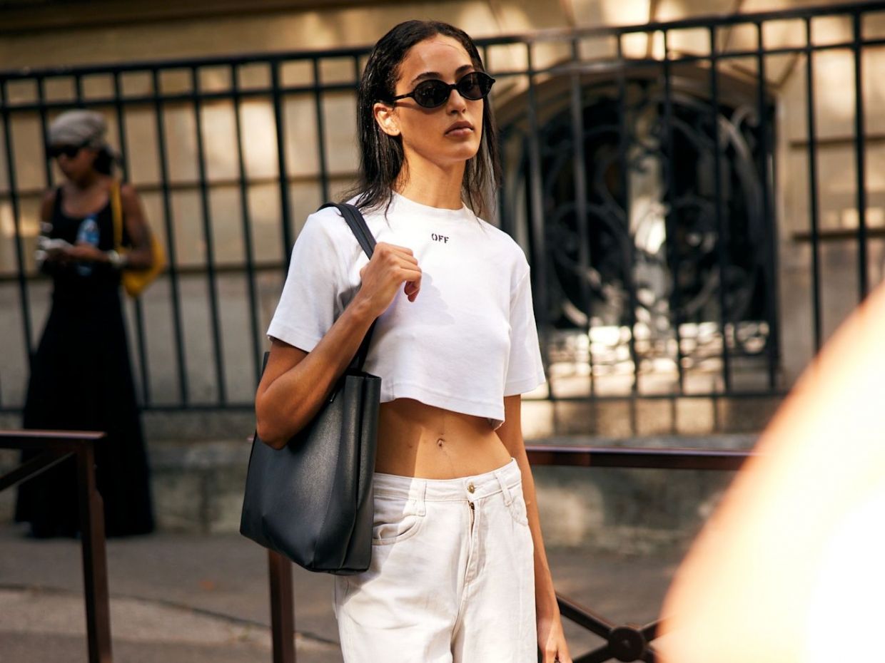 Street style inspo: 5 looks από την εβδομάδα υψηλής ραπτικής που μπορείς εύκολα να αντιγράψεις