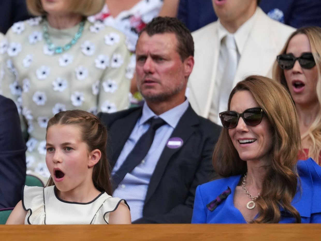 Πώς η πριγκίπισσα Charlotte ακολουθεί την παράδοση της γιαγιάς της Diana κατά βήμα