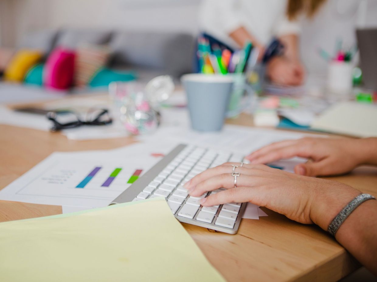 Όταν η τεχνητή νοημοσύνη σε παρακάμπτει: Πώς η υπερίσχυσή της επηρεάζει τη συνεργασία ατόμου-μηχανής