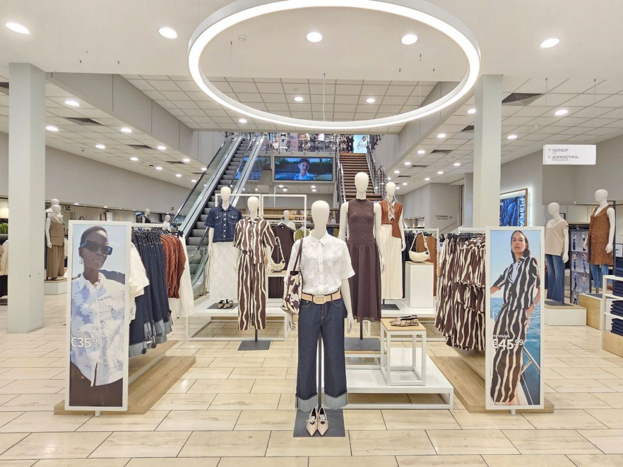 Η Marks & Spencer παρουσιάζει το ανανεωμένο της κατάστημα στην Κέρκυρα