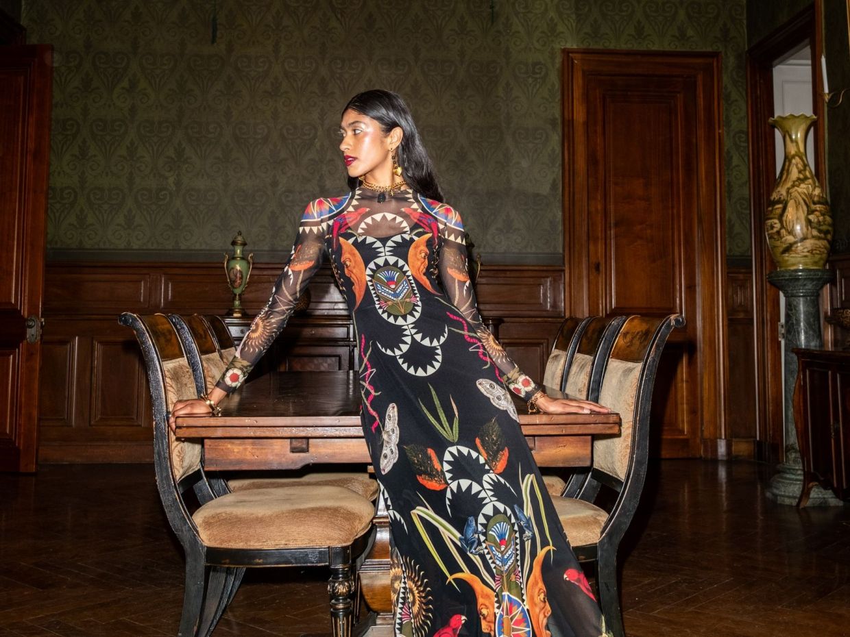 Tι φοράμε σε ένα Victorian tea room; Ένα ελληνικό brand έχει την απάντηση