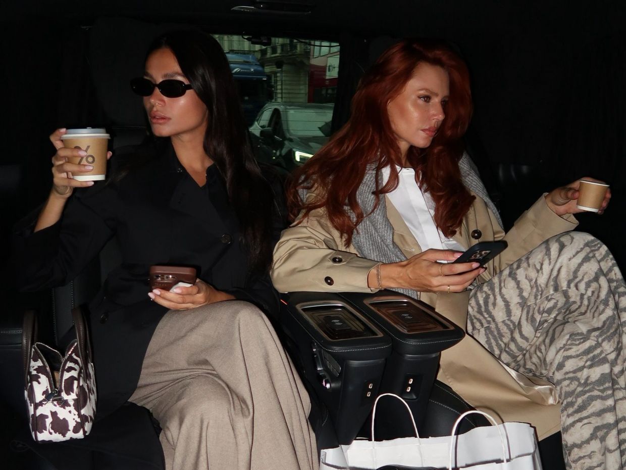 Η M&S Greece ταξιδεύει στο Λονδίνο με την Έβελυν Καζαντζόγλου και την Υπαπαντή Βασιλά