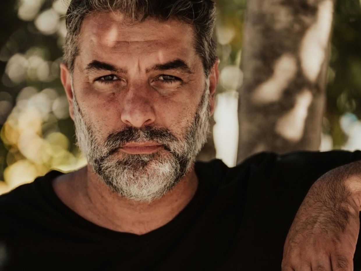 «Δεν εγκατέλειψα, δεν κρύφτηκα», λέει ο Μπισμπίκης για το τροχαίο: Περιμέναμε και μια συγγνώμη