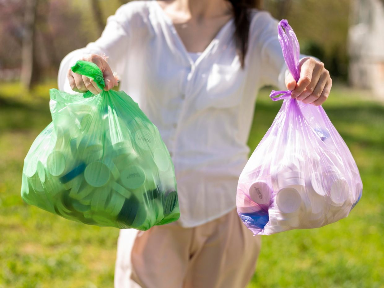 Αντίο, πλαστικές σακούλες σκουπιδιών: η οικολογική εναλλακτική που κερδίζει έδαφος στα νοικοκυριά