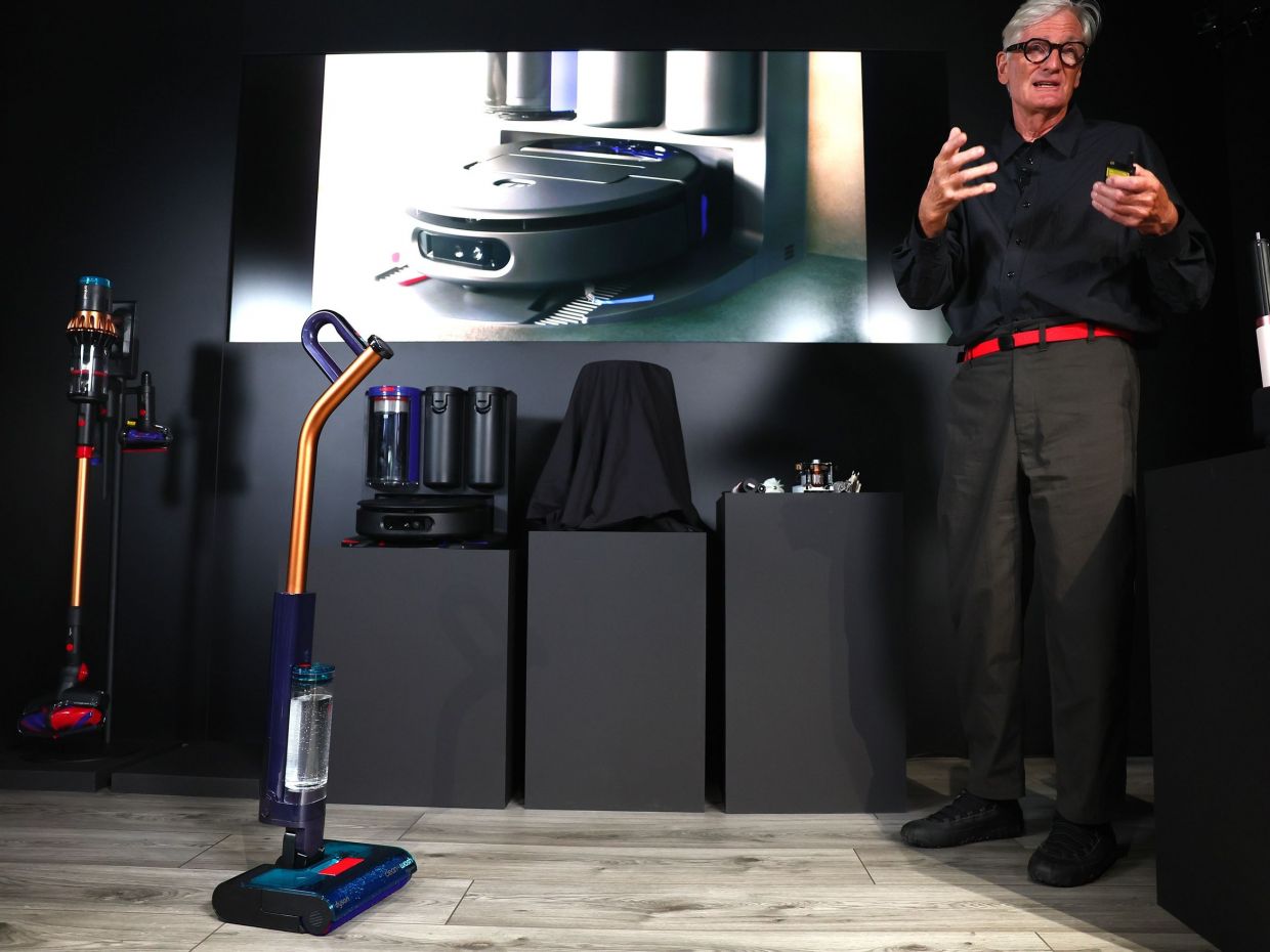 Καθαρισμός με στυλ, τεχνολογία και... Dyson: Οι νέες αφίξεις που θα αλλάξουν την καθημερινότητά σου