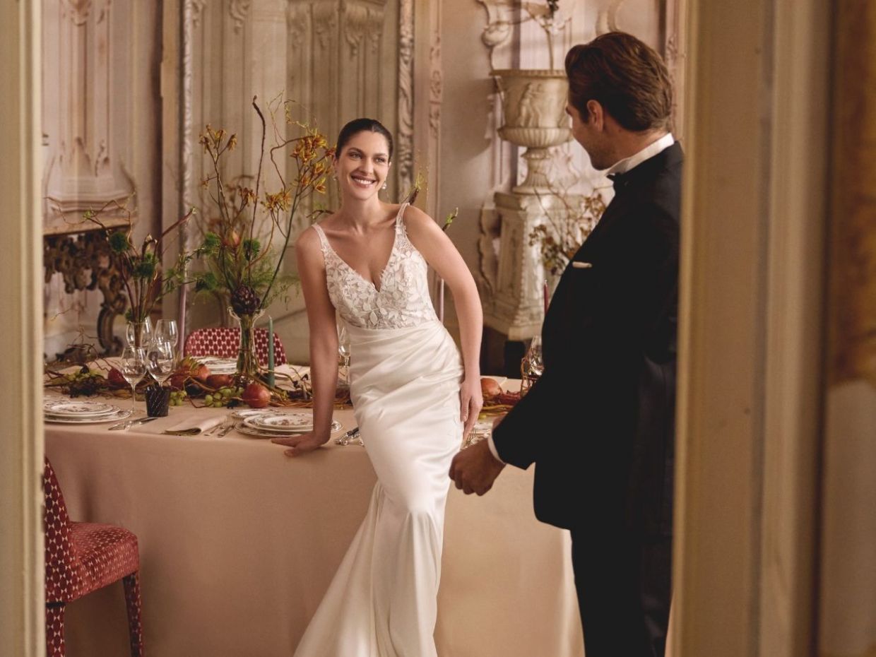 Το νυφικό που θα αφηγηθεί το love story σου έχει την υπογραφή της Justin Alexander