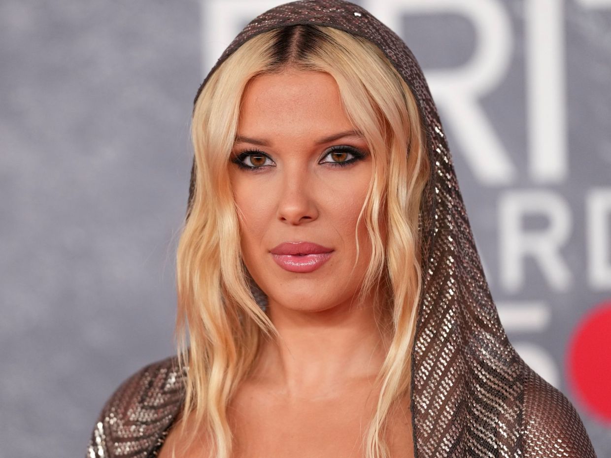 Stranger Things: Σοκ στο Netflix μετά την καταγγελία της Millie Bobby Brown για τον David Harbour